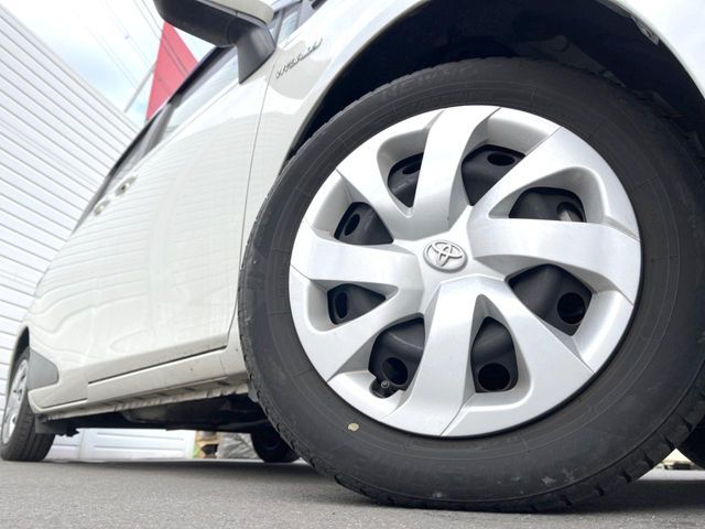 TOYOTA SIENTA HYBRID 2018 Image 31