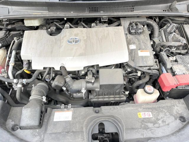 TOYOTA PRIUS 2017 Image 31