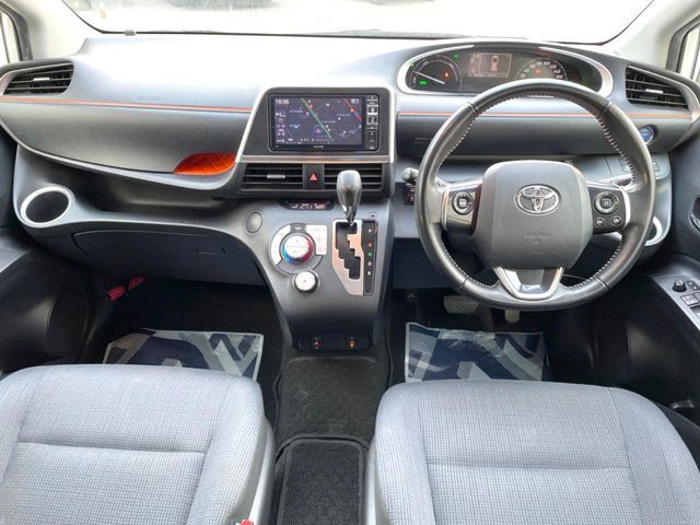 TOYOTA SIENTA HYBRID 2017 Image 31