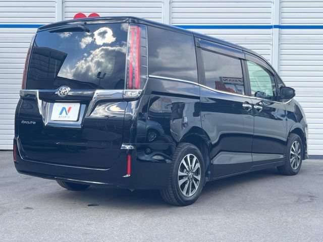 TOYOTA ESQUIRE 2018 Image 31