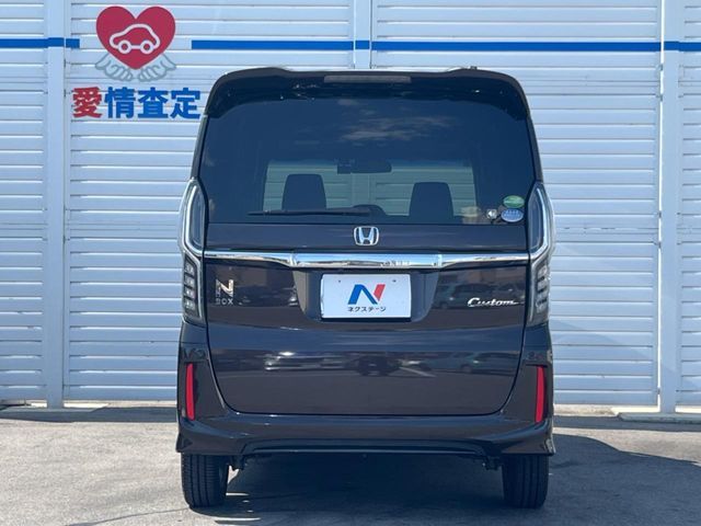 HONDA N BOX CUSTOM 2019 Image 31