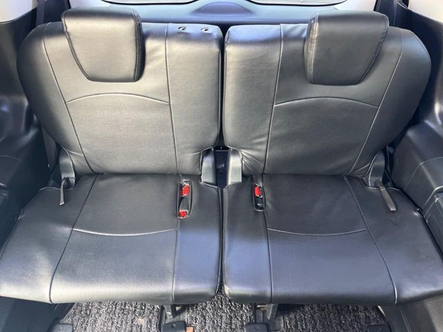 TOYOTA VOXY HYBRID 2017 Image 31