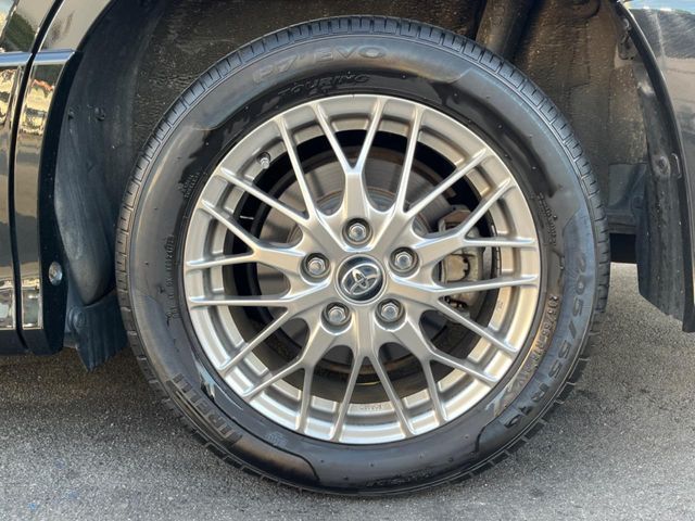 TOYOTA VOXY HYBRID 2017 Image 31