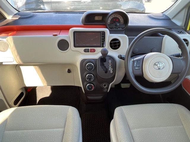 TOYOTA SPADE 2015 Image 31