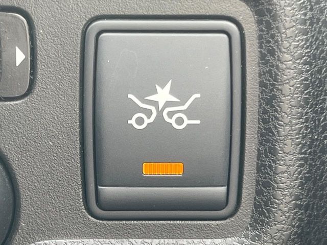 NISSAN NOTE 2015 Image 31