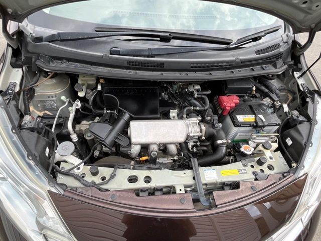 NISSAN NOTE 2015 Image 31