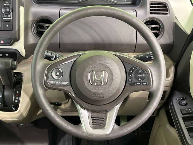 HONDA N BOX 2017 Image 31