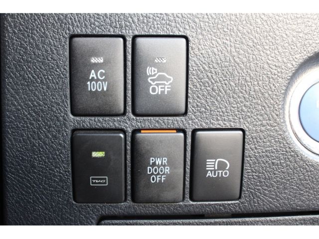 TOYOTA ALPHARD HYBRID 4WD 2019 Image 31