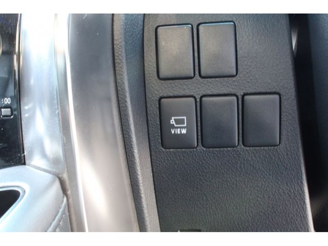 TOYOTA ALPHARD HYBRID 4WD 2019 Image 31