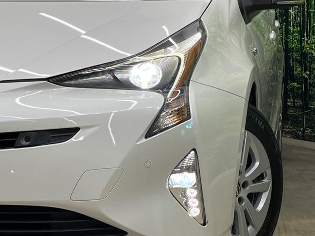 TOYOTA PRIUS 2017 Image 31