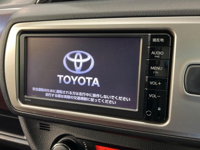 TOYOTA VITZ 2014 Image 31