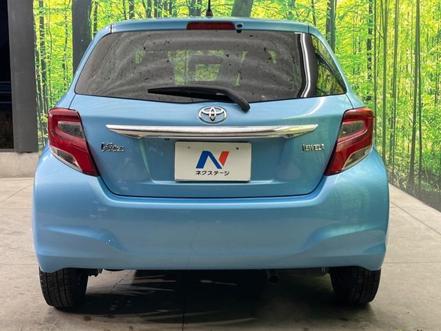 TOYOTA VITZ 2014 Image 31