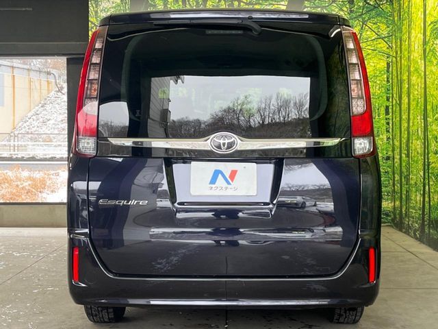 TOYOTA ESQUIRE 2015 Image 31