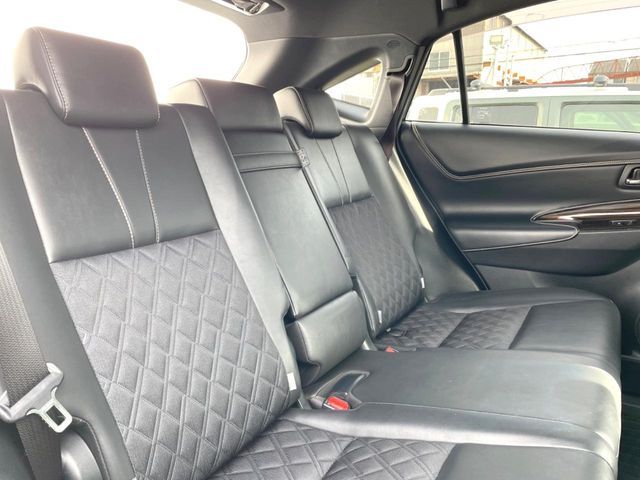 TOYOTA HARRIER 2WD 2017 Image 31