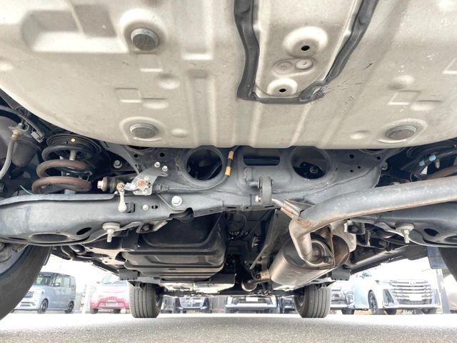 TOYOTA HARRIER 2WD 2017 Image 31