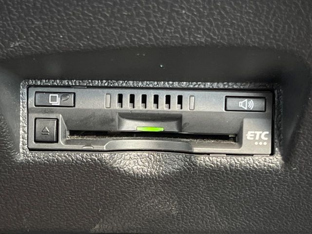 TOYOTA PRIUS 2016 Image 31