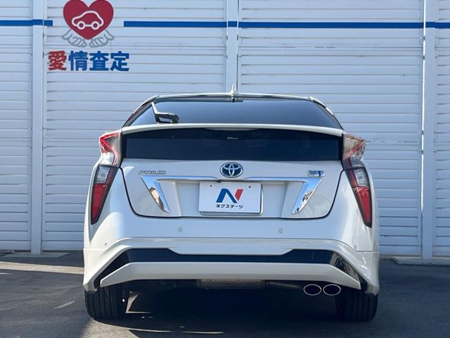 TOYOTA PRIUS 2016 Image 31