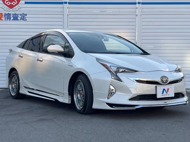 TOYOTA PRIUS 2016 Image 31