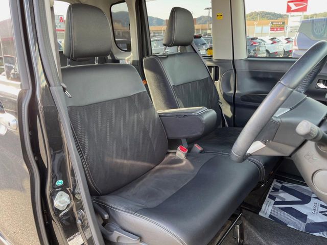 DAIHATSU TANTO CUSTOM 2016 Image 31