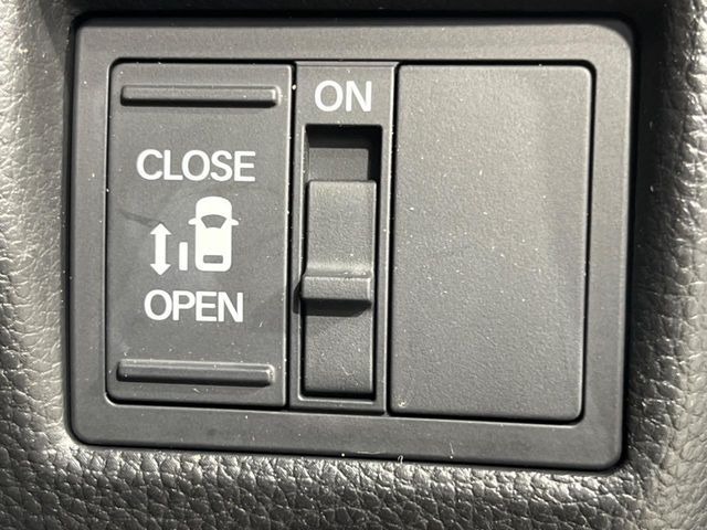 HONDA N BOX CUSTOM 2021 Image 31