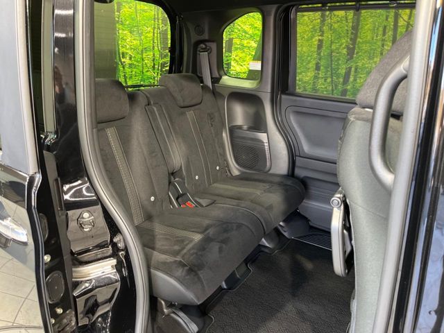 HONDA N BOX CUSTOM 2021 Image 31