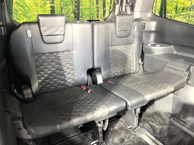 TOYOTA VOXY HYBRID 2023 Image 31