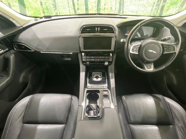 JAGUAR F-PACE 2017 Image 31