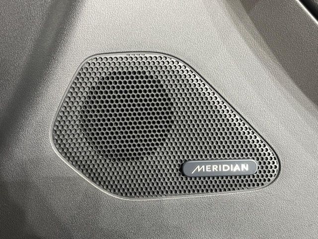 JAGUAR F-PACE 2017 Image 31