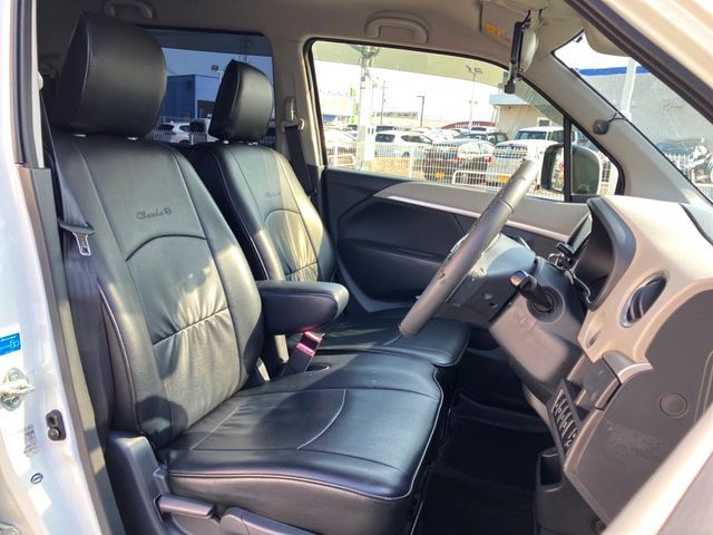 SUZUKI WAGON R 2015 Image 31