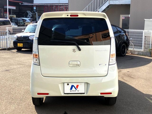 SUZUKI WAGON R 2015 Image 31