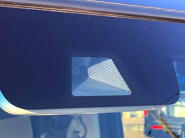 HONDA N BOX 2018 Image 31