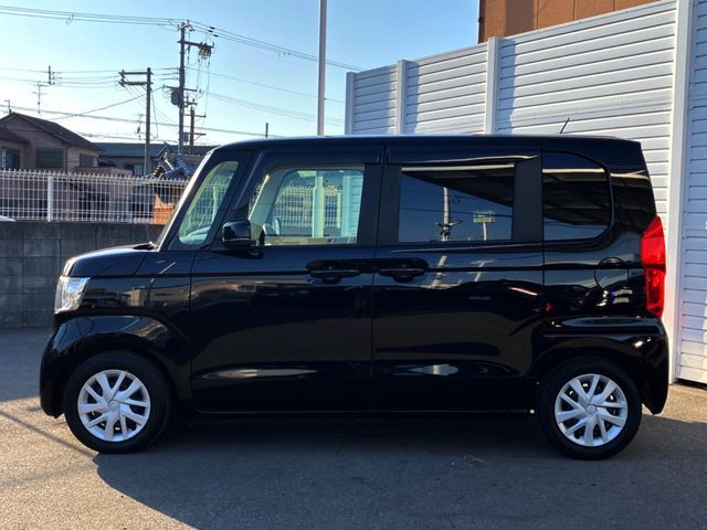 HONDA N BOX 2018 Image 31