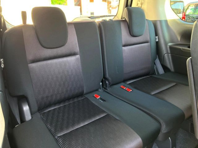 NISSAN SERENA  S-HYBRID 2017 Image 31