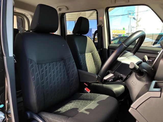 TOYOTA ROOMY 2018 Image 31