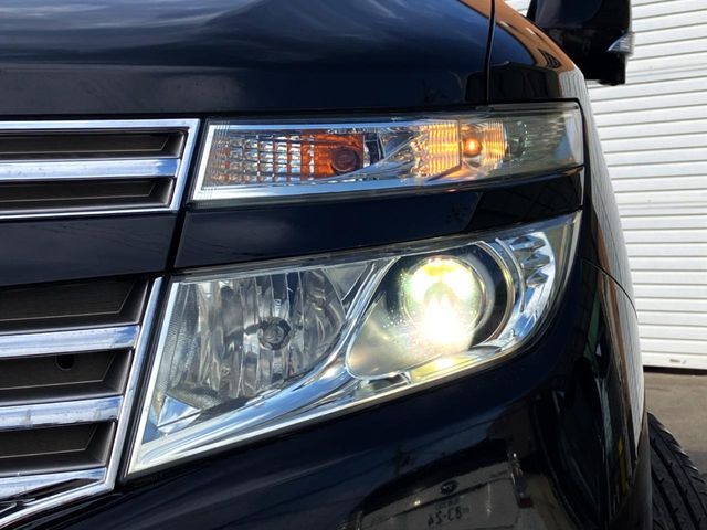 NISSAN ELGRAND 2012 Image 31