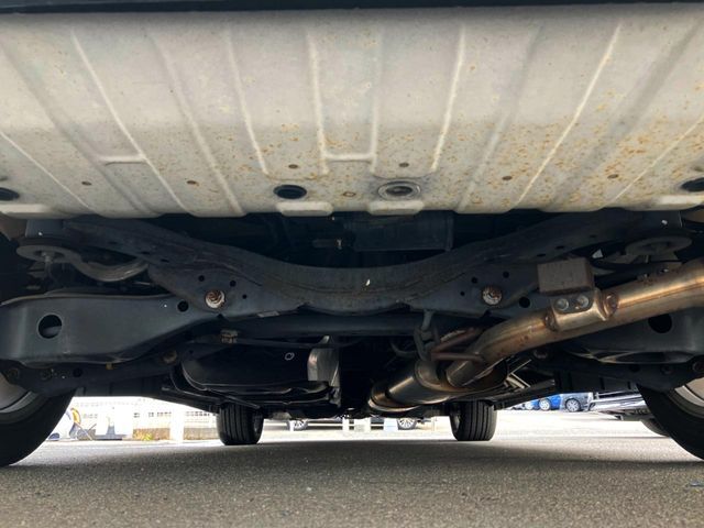 NISSAN ELGRAND 2012 Image 31