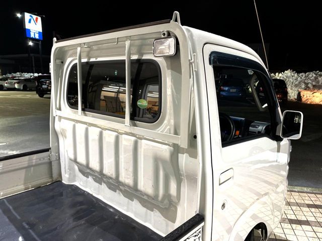 DAIHATSU HIJET TRUCK 4WD 2019 Image 31