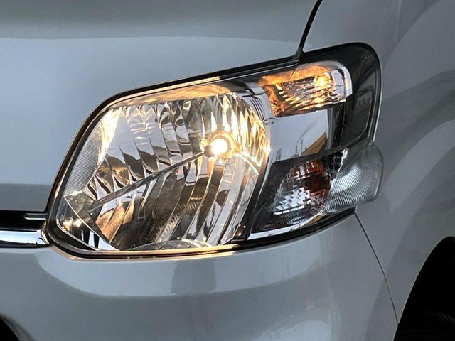 DAIHATSU TANTO 2017 Image 31