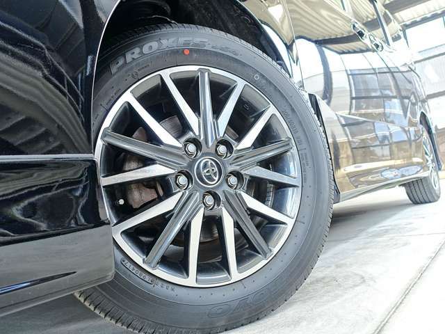 TOYOTA VOXY 2014 Image 31