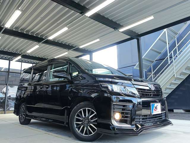 TOYOTA VOXY 2014 Image 31