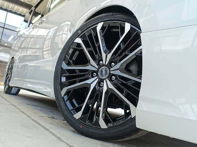 TOYOTA VOXY 2014 Image 31