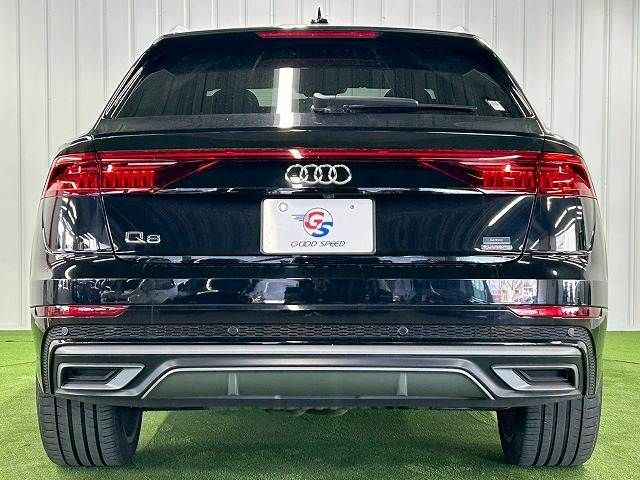 AUDI Q8 2021 Image 31