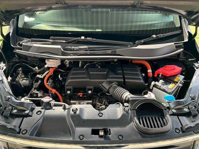 HONDA STEPWAGON E:HEV 2023 Image 31