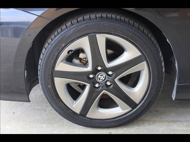 TOYOTA PRIUS 2017 Image 31