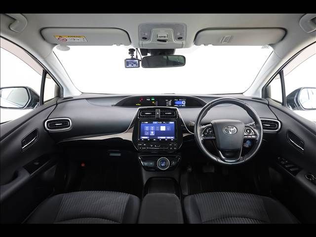 TOYOTA PRIUS PHV 2020 Image 31