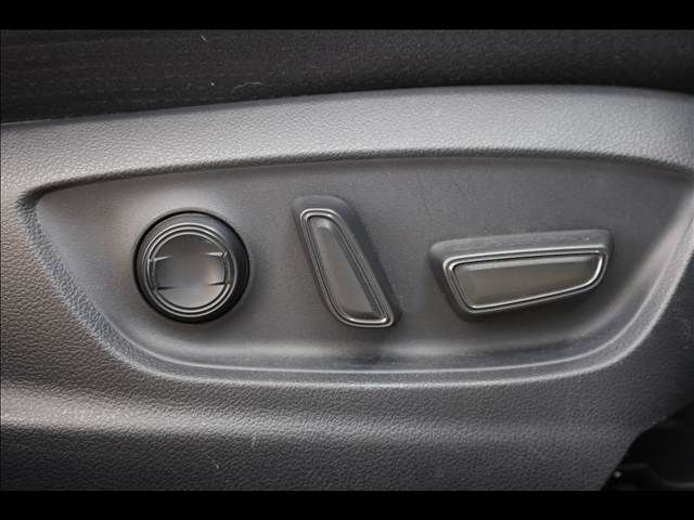 TOYOTA PRIUS PHV 2020 Image 31