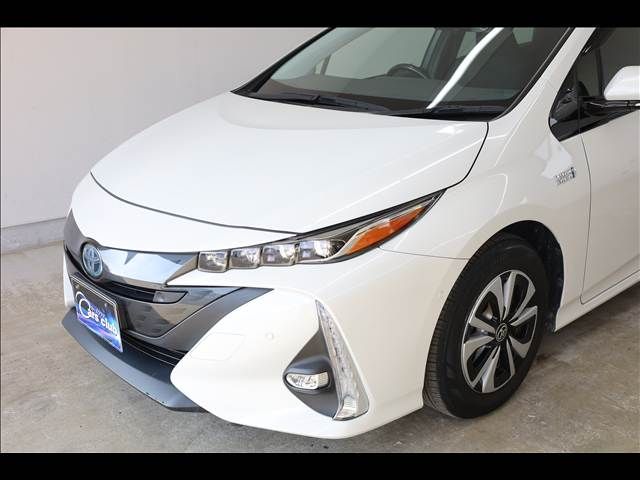 TOYOTA PRIUS PHV 2020 Image 31