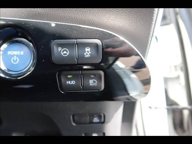 TOYOTA PRIUS 2019 Image 31