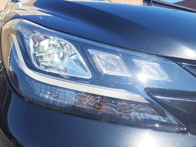 TOYOTA MARK X 2017 Image 31