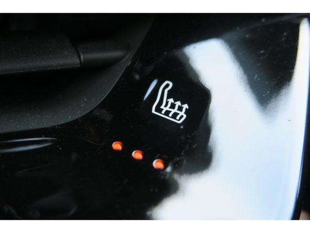 PEUGEOT E-208 2021 Image 31